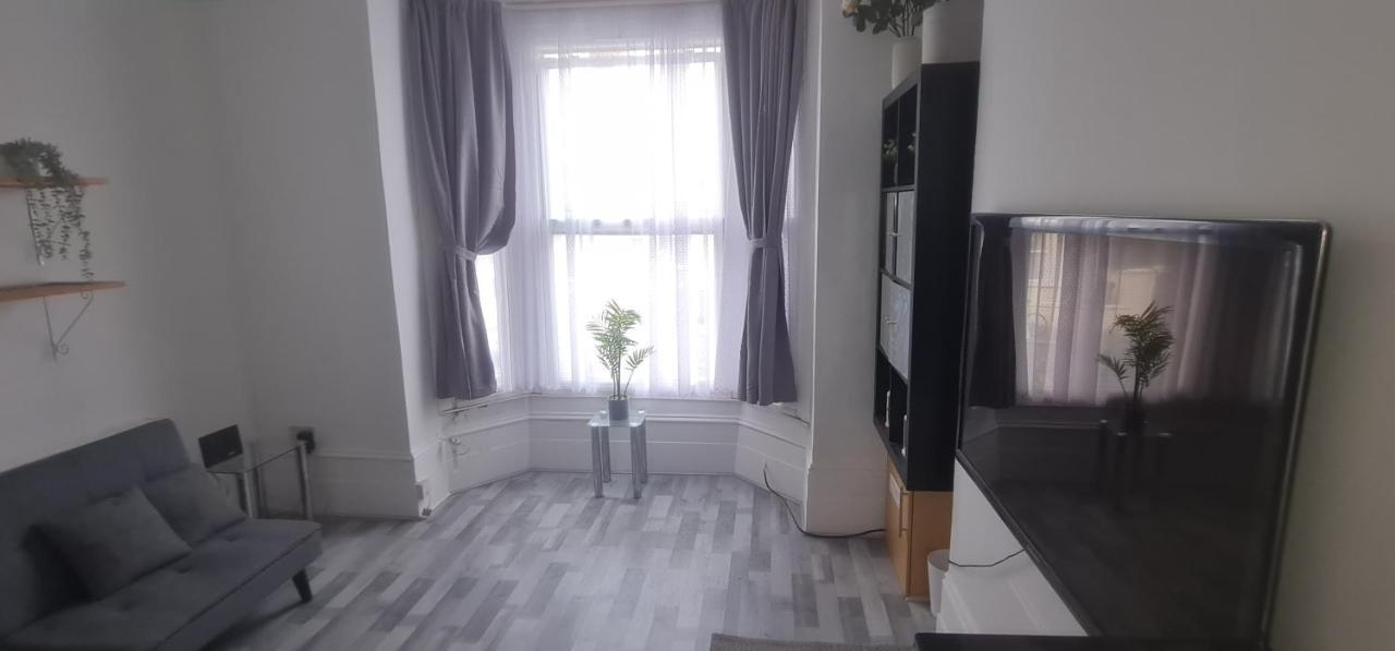 2 Bed Flat In Lambeth Apartment London Exterior photo